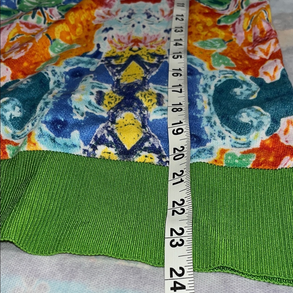 Peter Nygard Multicolor Patterned Tank Top size Medium summer party tank - Picture 5 of 7